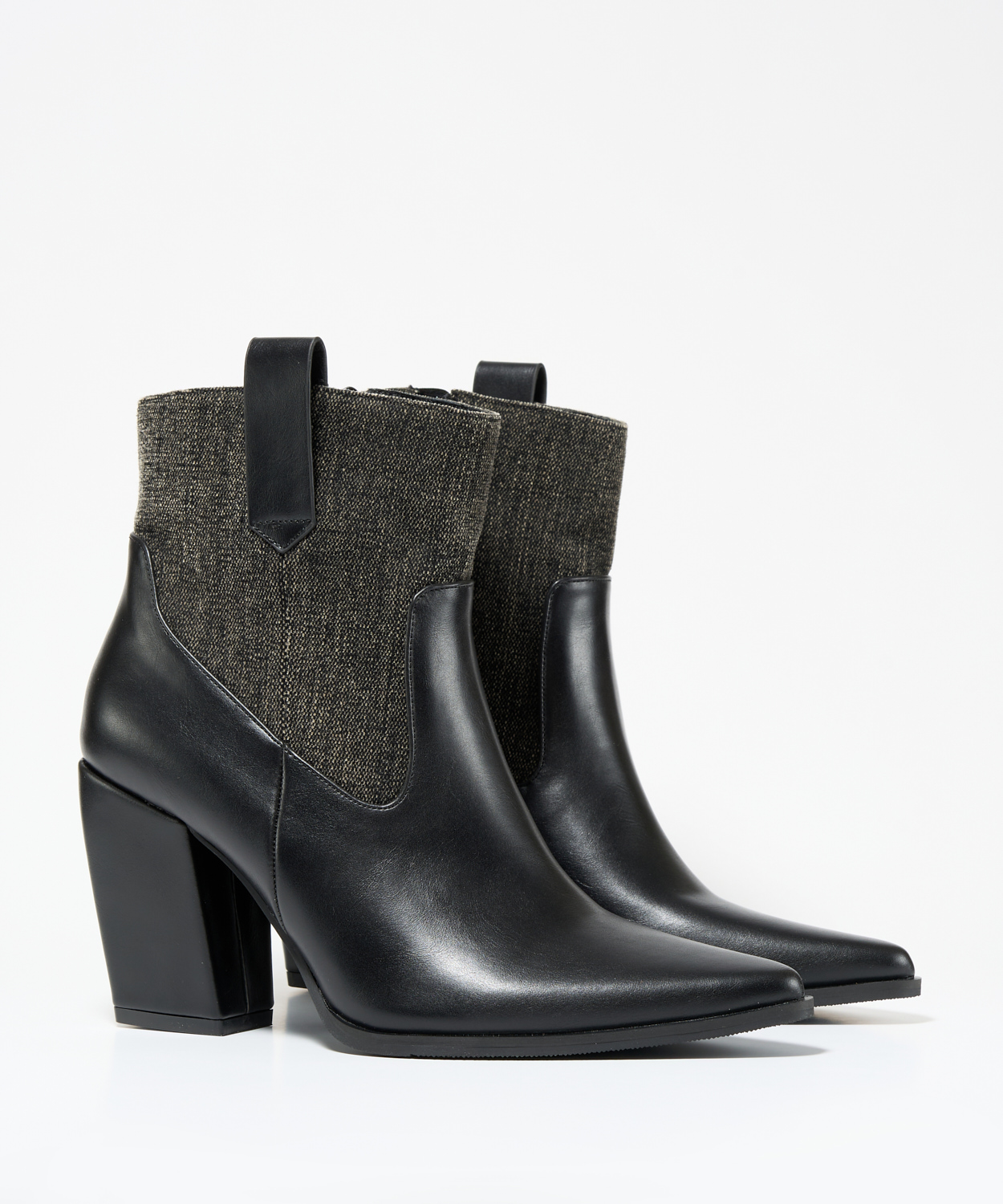 Bot&iacute;n tiradores denim image number null